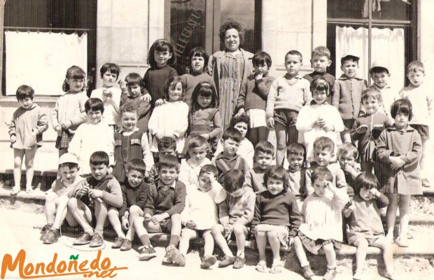 Escuela de Alicia Tezanos.
Foto enviada por Andrés (fardín).
