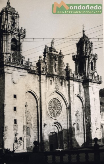 Catedral
El aspecto de la catedral hace varias décadas.
