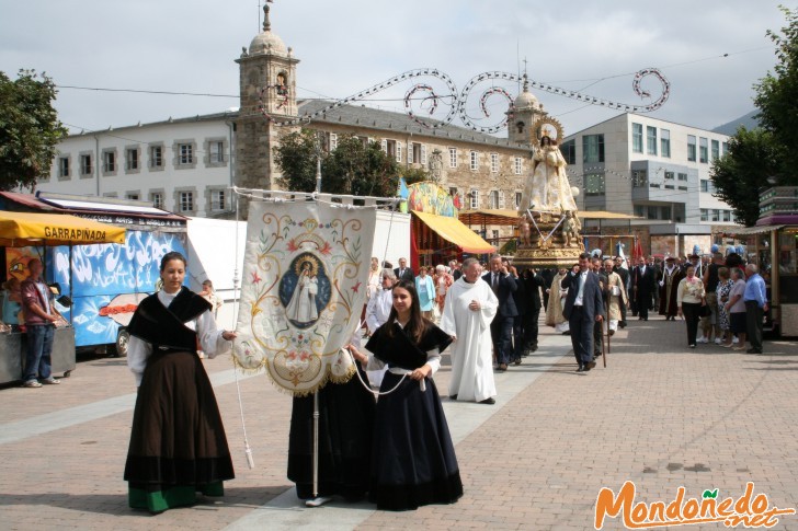 Os Remedios 2006
En procesión.
