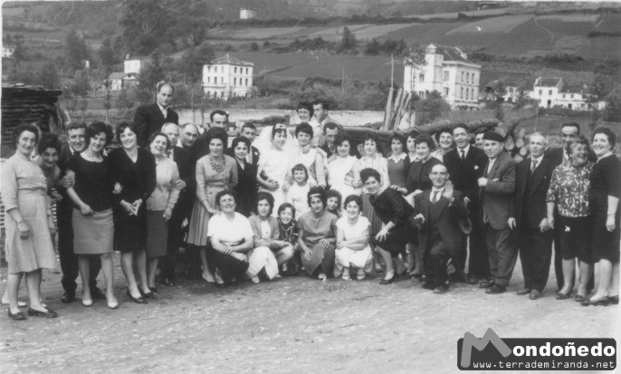 Una boda
Imagen de una boda del barrio de Os Muíños.
