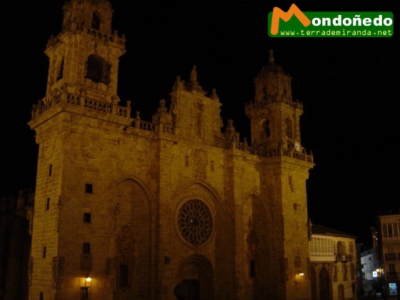 Catedral
La Catedral por la noche.
