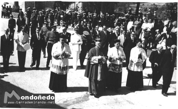 Festa dos Remedios
Autoridades en la fiesta de Os Remedios. Foto cedida por Tarsicio Rico.
