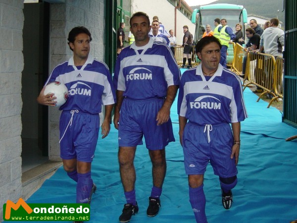 Homenaje a D. Ramón Espantoso
Saliendo del vestuario.
