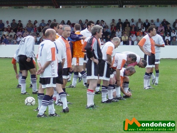 Homenaje a D. Ramón Espantoso
Antes de empezar el partido.
