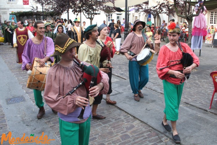 Mercado Medieval 2006
De camino a la Praza da Catedral
