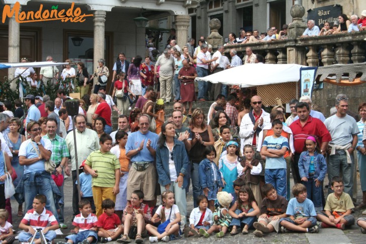 Mercado Medieval 2006
Público en las actuaciones
