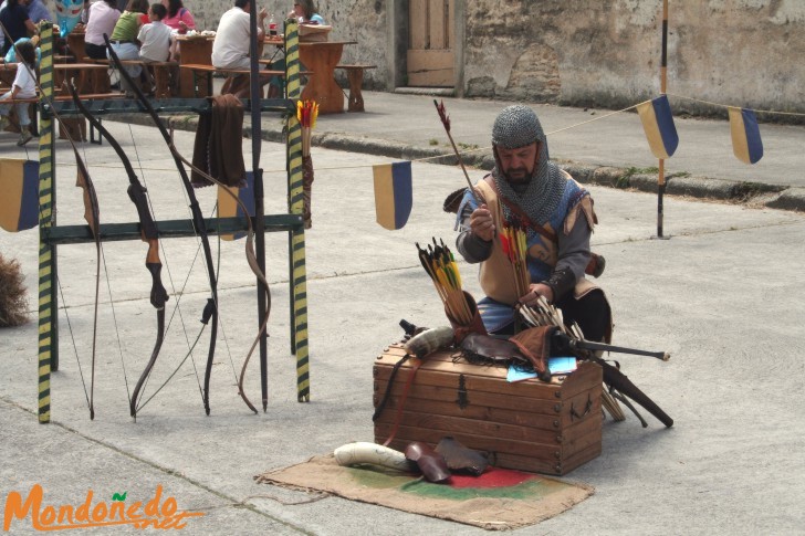 Mercado Medieval 2006
Preparando el arco
