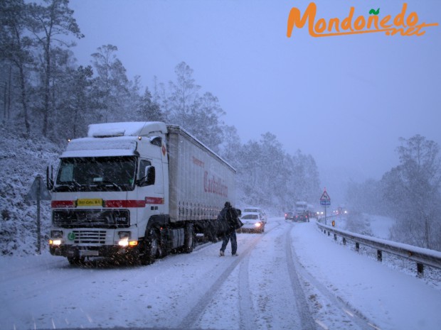 Nevada 2006
Nieve en las carreteras de Mondoñedo
