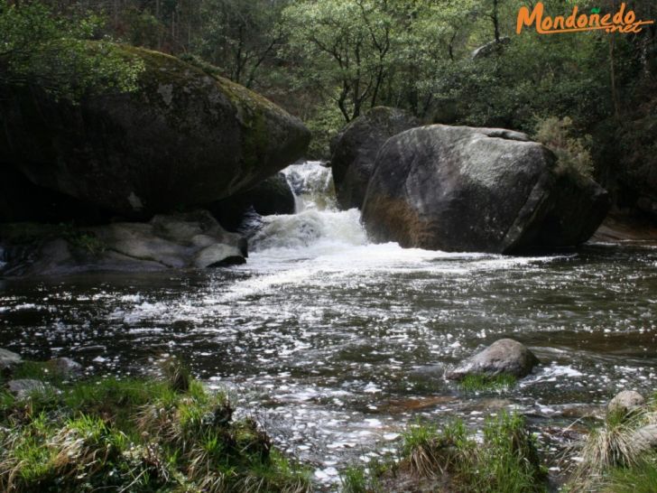 A Fervenza
Una de las cascadas de A Fervenza.
