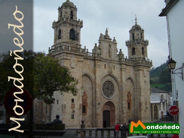 Catedral
Catedral de Mondoñedo.
