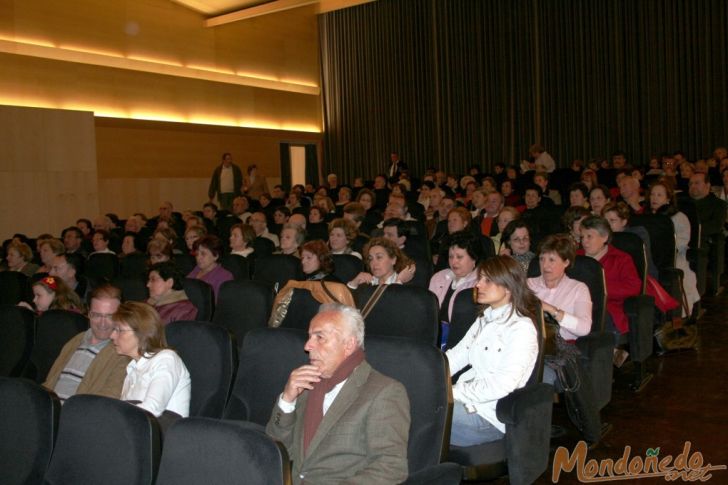 As Quendas 2007
Público en el homenaje a la mujer mindoniense
