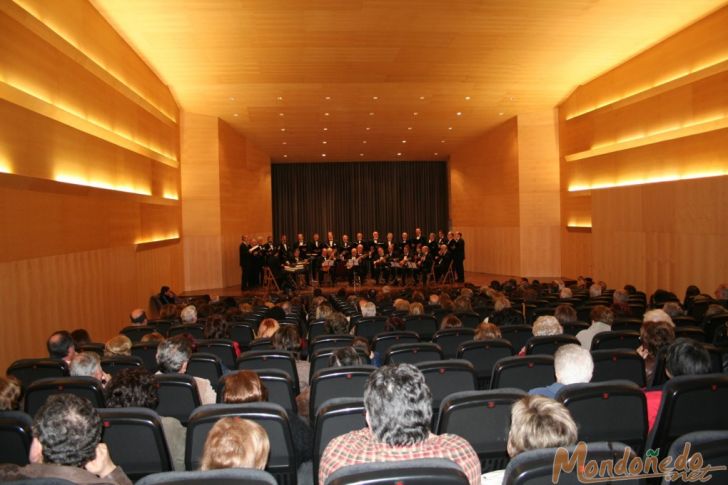 As Quendas 2007
El auditorio durante la actuación de las rondallas
