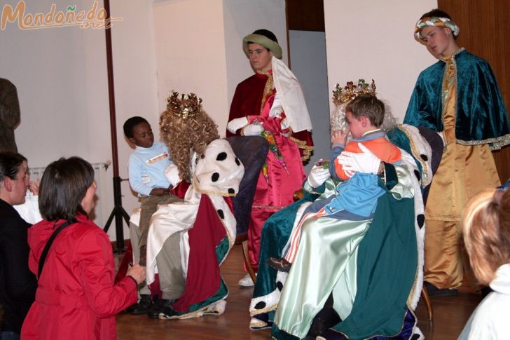 Cabalgata 2008
Los Reyes Magos reciben a los niños de Mondoñedo
