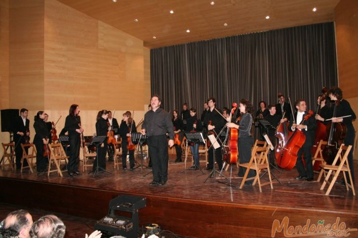 Centenario del Himno Gallego
Final de la actuación de la Escuela de Música
