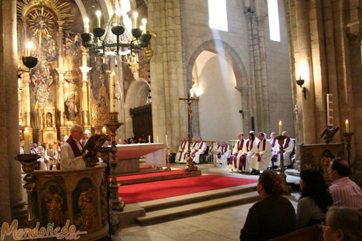 Funeral de Miguel Anxo Araúxo Iglesias
Durante la celebración
