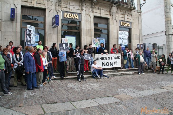 Os Furapresas
Manifestación en contra de las minicentrales
