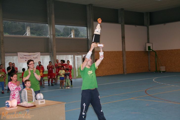 Maratón veraniego de fútbol-sala
Mejor portero: Manu (Club de Vagos)
