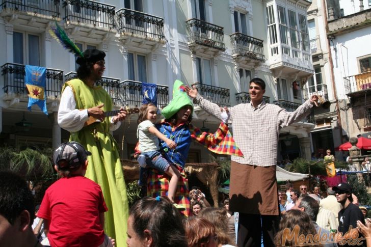 Mercado Medieval 2007
Zancudos por las calles
