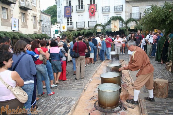 Mercado Medieval 2007
Haciendo cola para la cena
