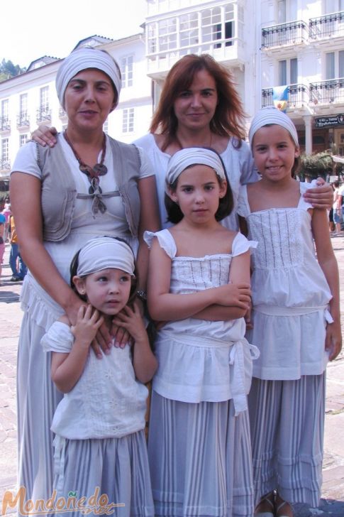 Mercado Medieval 2007
Trajes de época. Foto de S. Cea
