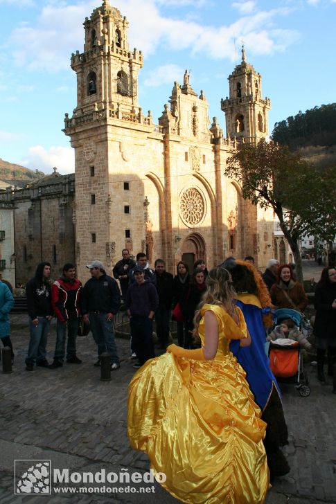 Desfile de disfraces
La Bella y la Bestia
