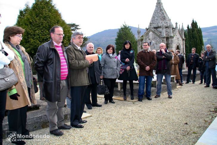 Homenaje a Álvaro Cunqueiro
Un instante del homenaje
