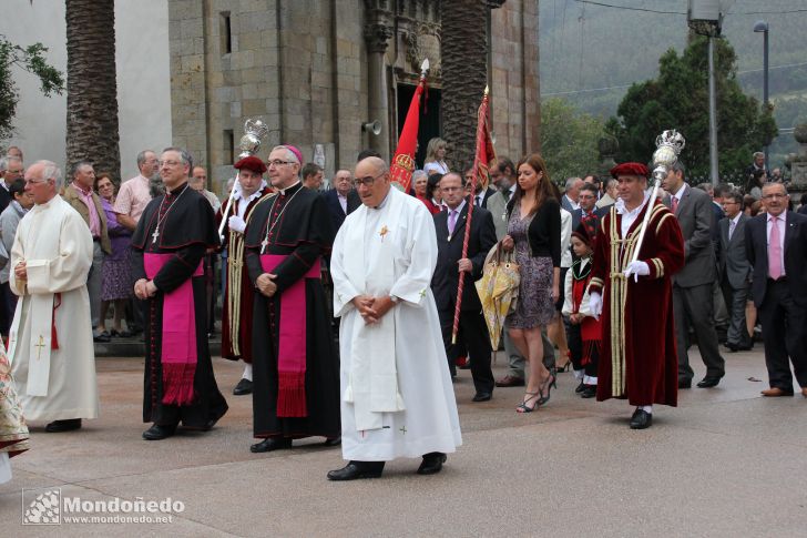 Os Remedios 2010
Saliendo en procesión
