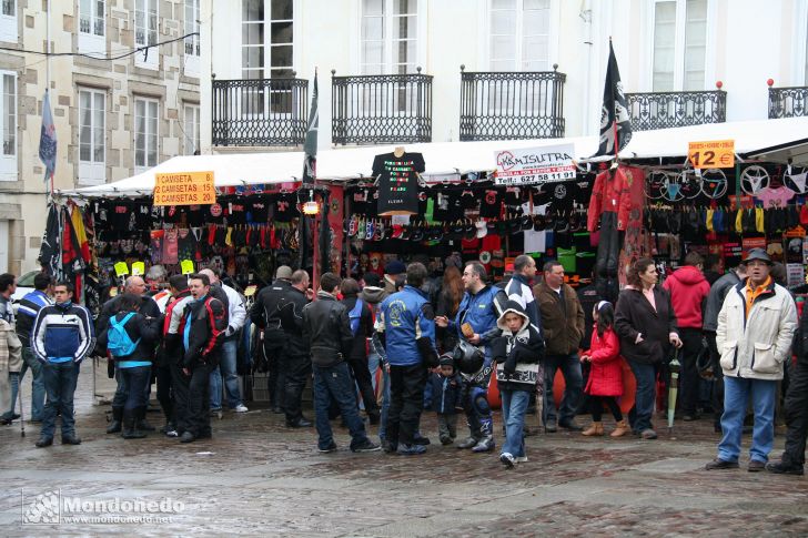 XXI Concentración de motos
Mercadillo en la plaza
