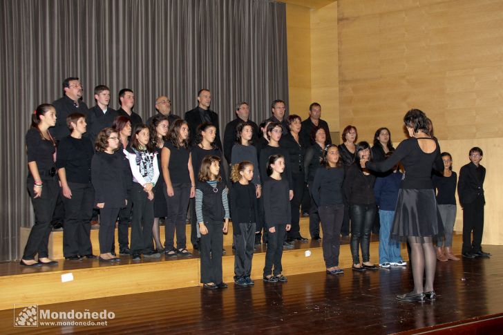 Pregón
Actuación del Coro Mestre Pacheco
