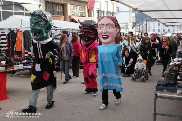 As San Lucas
De camino a la feria
