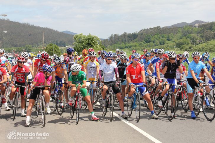 Volta Ciclista ás Comarcas
A punto de salir
