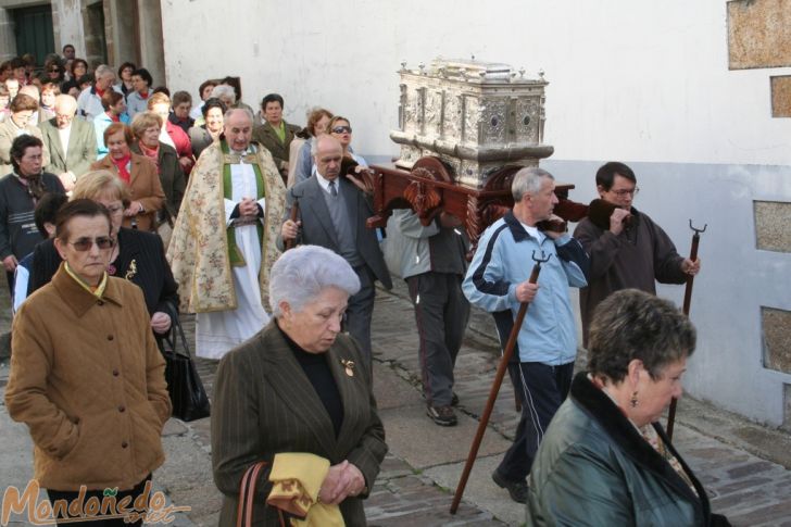 Visita Reliquias de San Rosendo
En procesión
