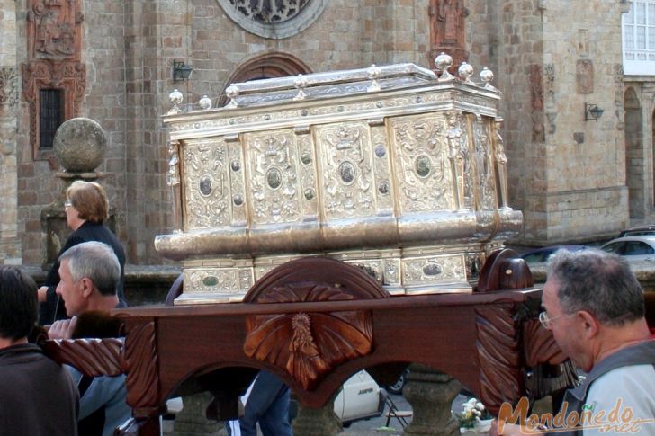 Visita Reliquias de San Rosendo
De camino a la Catedral
