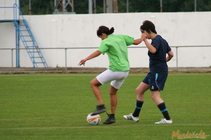 Os Remedios 2009
Partido Solteras vs. Casadas
