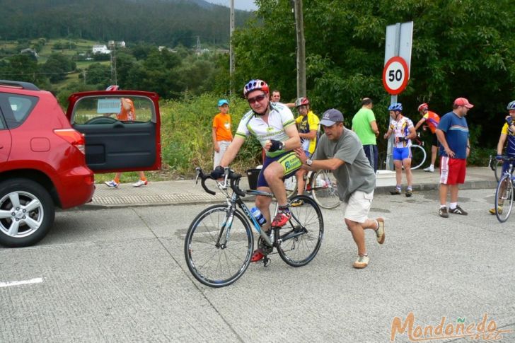 Ruta cicloturista Pardo de Cela
Saliendo del avituallamiento
