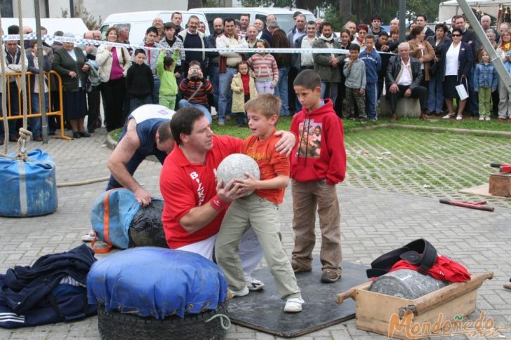 As San Lucas 2007
Los niños haciendo deporte rural vasco
