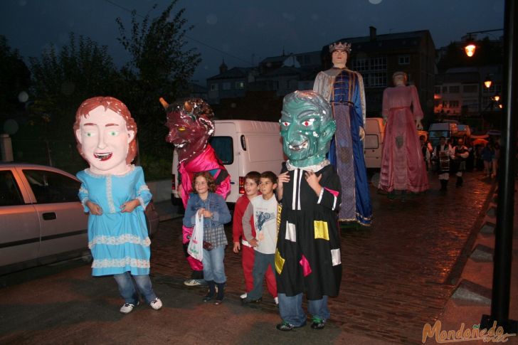 Gigantes y cabezudos
De camino al auditorio
