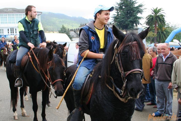 As San Lucas
Montando a caballo
