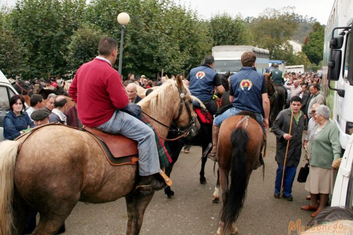 As San Lucas
Montando a caballo
