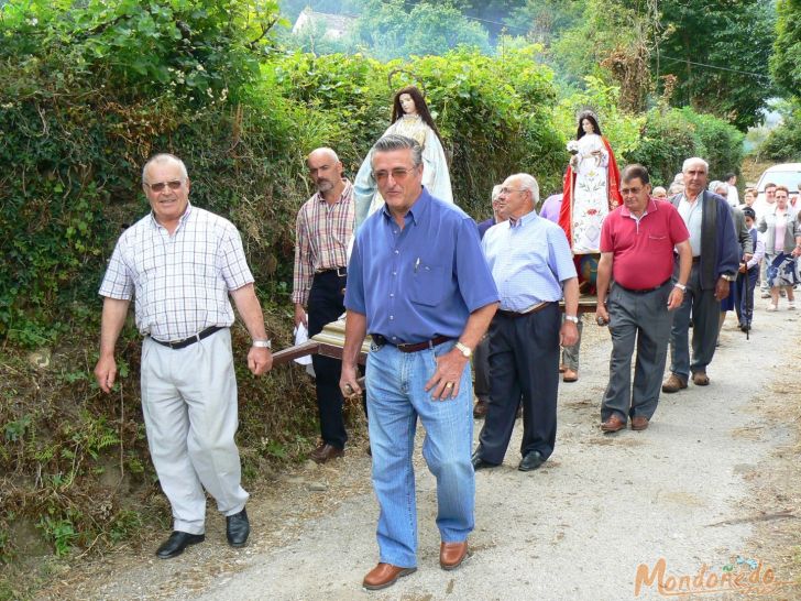 Santa Margarita de Cesuras
En procesión
