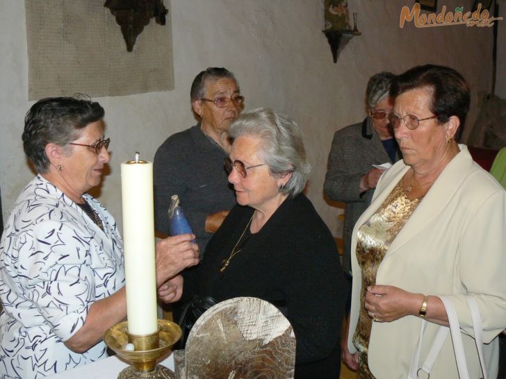 Santa Margarita de Cesuras
Poniendo el santo
