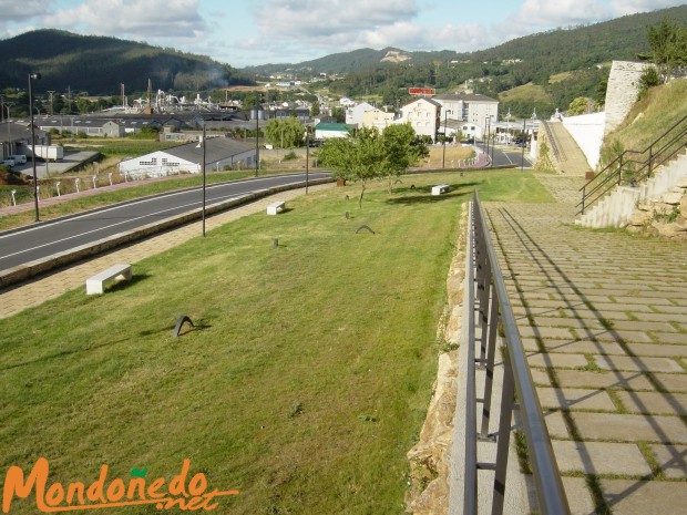 Parque
Una vista del parque anexo al cementerio
