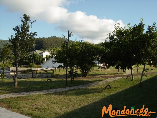 Parque
Area recreativa anexa al cementerio
