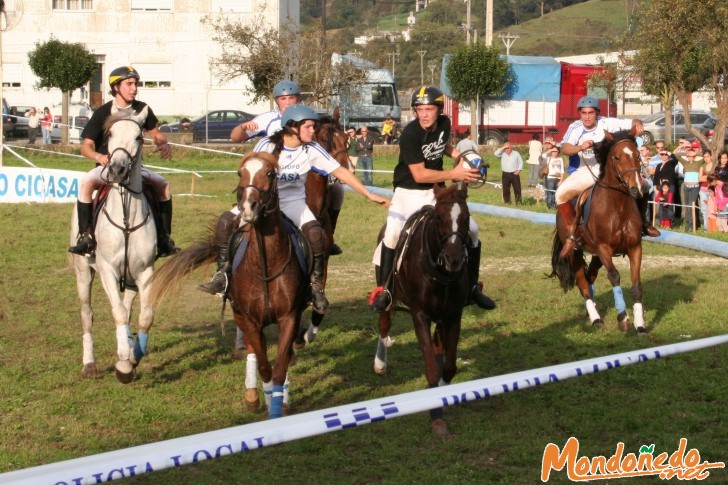 As San Lucas 2006
Jugando al Horse-Ball
