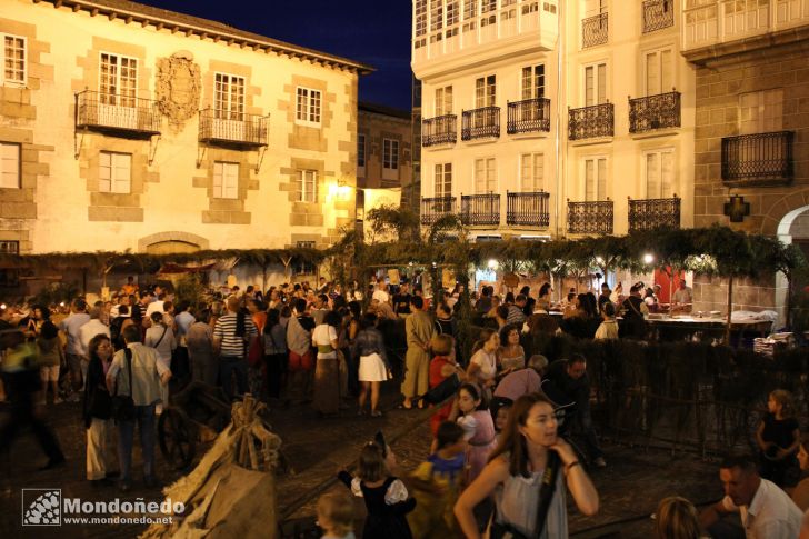 Sábado
Cena medieval
