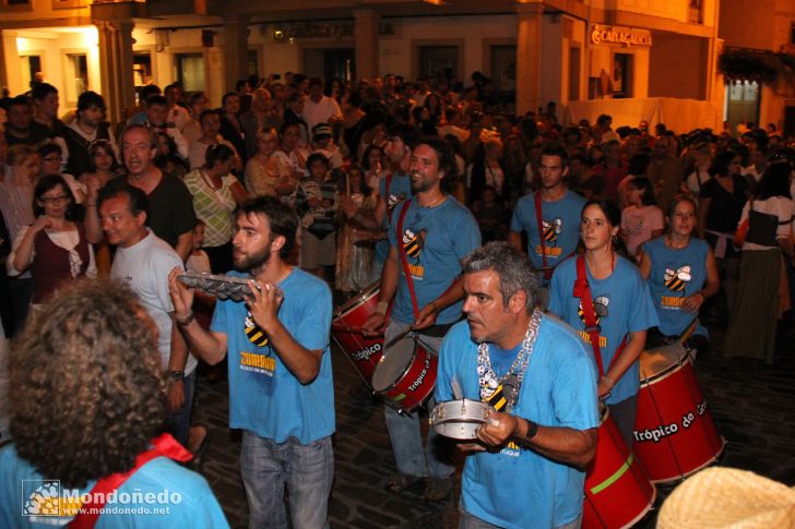 Sábado
Actuación de Trópico de Grelos
