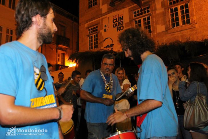 Sábado
Actuación de Trópico de Grelos
