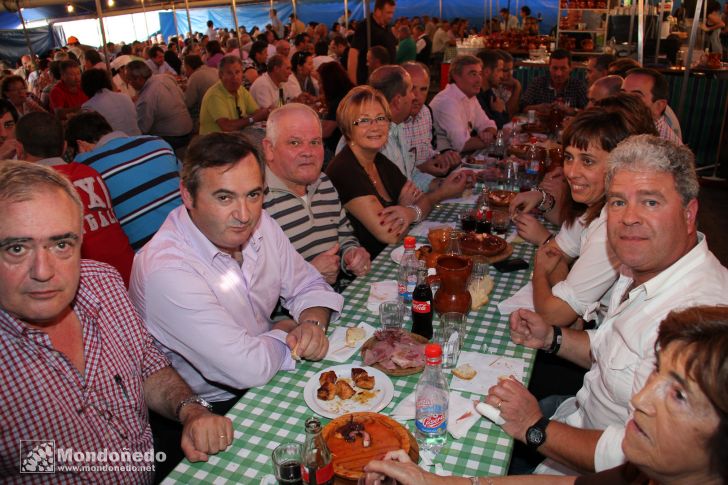 As San Lucas 2011 (18-Oct)
Comiendo el pulpo
