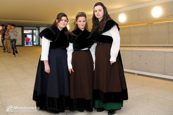 As Quendas 2012
Reina y damas de las fiestas
